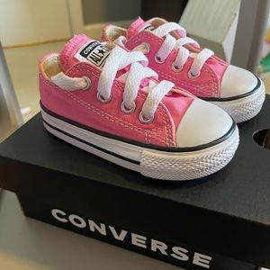 New Converse Chuck Taylor All Star Ox Low Pink Infant 4